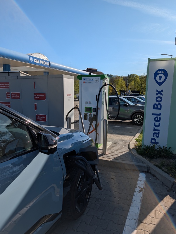 Afbeeldingslocatie: https://tweakers.net/i/kezZGHwG39hxQOCdfcbkkbSrFAM=/x800/filters:strip_icc():strip_exif()/f/image/56HxGcsj0XxWUwYafOFgSEPj.jpg?f=fotoalbum_large