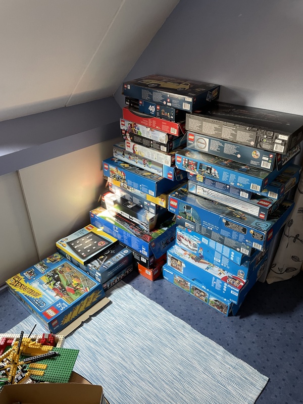 Afbeeldingslocatie: https://tweakers.net/i/km-TJR_ArIA3TejjrZqwADxfZdg=/x800/filters:strip_icc():strip_exif()/f/image/0Koxe0NKfVpQ4J7ULrVGv57J.jpg?f=fotoalbum_large