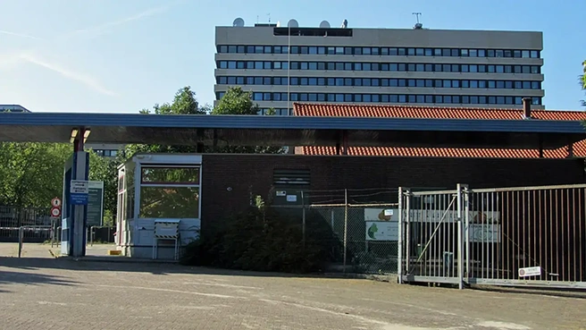 Het hoofdkwartier van de MIVD. Bron: Paul2/Wikimedia Commons