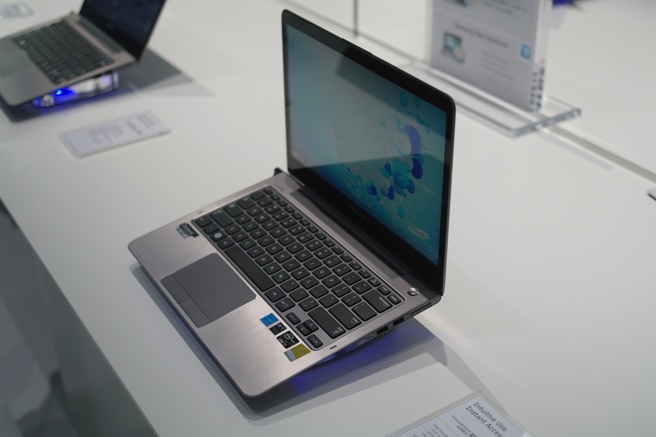 Samsung Series 5 touchscreen IFA 2012