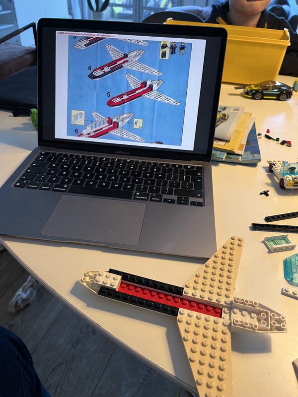 Afbeeldingslocatie: https://tweakers.net/i/kx1qqqpAOOKwKXrSS40GysTQjN0=/x800/filters:strip_icc():strip_exif()/f/image/TMjhU0AWHMUQKFPk3egoGtmy.jpg?f=fotoalbum_large