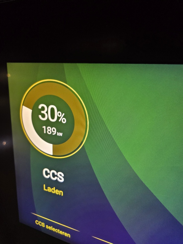 Afbeeldingslocatie: https://tweakers.net/i/l0sd-cLrVMKiWvAy0V64GUYWYpw=/x800/filters:strip_icc():strip_exif()/f/image/D9xOTuVzRy1mBMX73SBaJtas.jpg?f=fotoalbum_large