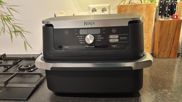 Afbeeldingslocatie: https://tweakers.net/i/l2Bg8HnuToQ-aXKyyXnl6suh678=/fit-in/4920x3264/filters:max_bytes(3145728):no_upscale():strip_icc():strip_exif()/f/image/5R0bM2BUrKI408EVKnRVOV8R.jpg?f=user_large