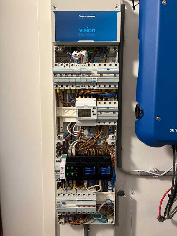 Afbeeldingslocatie: https://tweakers.net/i/l3_F-2xnzH8sBZUPQJMDUCcgd6A=/x800/filters:strip_icc():strip_exif()/f/image/q98OTkT6cyBDocRm20zneZcZ.jpg?f=fotoalbum_large