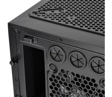Thermaltake Chaser A41 Zwart