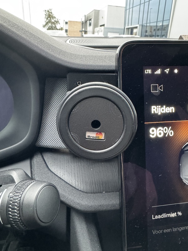 Afbeeldingslocatie: https://tweakers.net/i/l6yYVpDH4ha8stfTemoQgMT_97w=/x800/filters:strip_icc():strip_exif()/f/image/nRngmjNqkmD0yNc2H62idlNE.jpg?f=fotoalbum_large