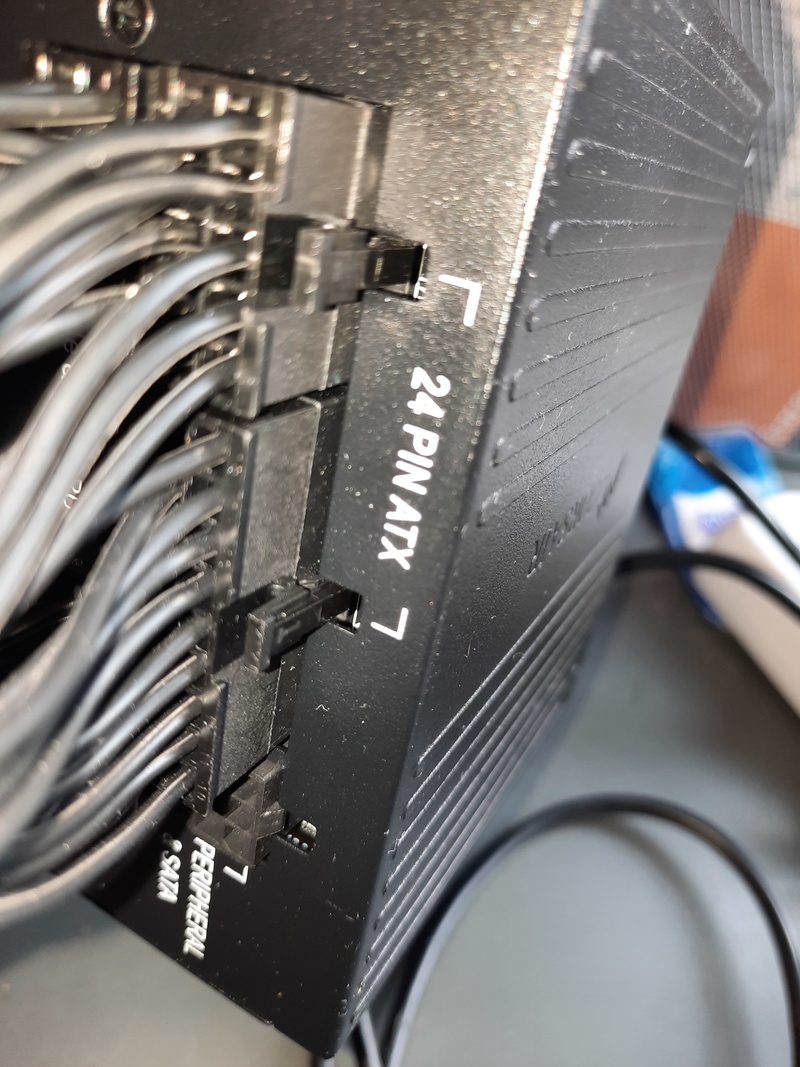 Afbeeldingslocatie: https://tweakers.net/i/lN3QE5XIIa4xj_gTz-LzQItBFTI=/800x/filters:strip_icc():strip_exif()/f/image/mzav7CR3hqt7G1lfp0govnyv.jpg?f=fotoalbum_large