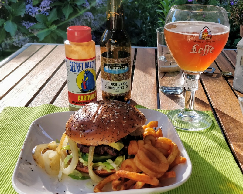 Afbeeldingslocatie: https://tweakers.net/i/lNtUhVe038dLpqhv_sRYkKElfBg=/800x/filters:strip_icc():strip_exif()/f/image/I3qGo23nPADVUP96k5IuozCK.jpg?f=fotoalbum_large