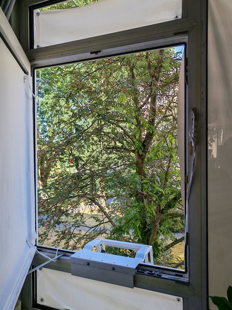 Afbeeldingslocatie: https://tweakers.net/i/lTCBhAaMjN2so0b5hj2q9fKotX8=/fit-in/4920x3264/filters:max_bytes(3145728):no_upscale():strip_icc():strip_exif()/f/image/MCaeWpvar1bSirw9KQsgp2qv.jpg?f=user_large