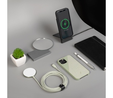 Native Union Snap Magnetic Wireless Charger
