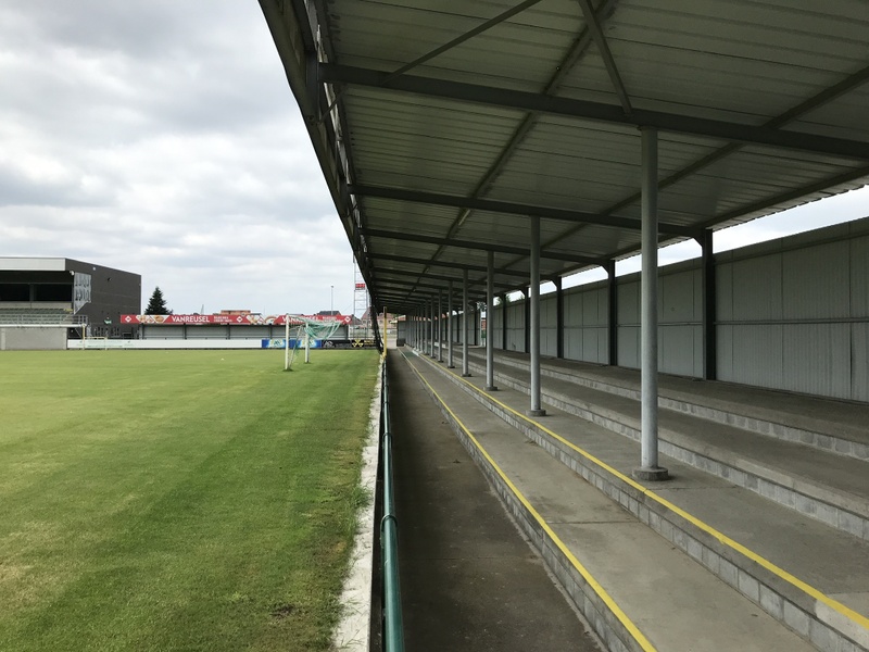 Afbeeldingslocatie: https://tweakers.net/i/lZJUAp54tK7qgeeHDwi5Qd8WEY8=/800x/filters:strip_icc():strip_exif()/f/image/ZAVsgUBnsStI0H79OF58An2H.jpg?f=fotoalbum_large