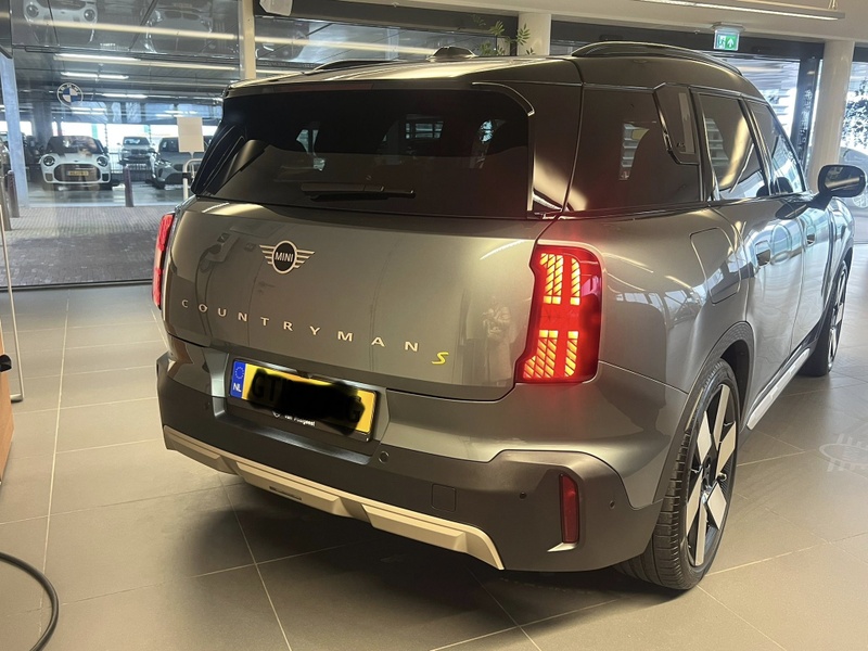 Afbeeldingslocatie: https://tweakers.net/i/laPEzB7Lx6-KdyLjKj_QqMwxdg8=/800x/filters:strip_icc():strip_exif()/f/image/wP2ymlCaKsIWduP5I8O9ynwh.jpg?f=fotoalbum_large