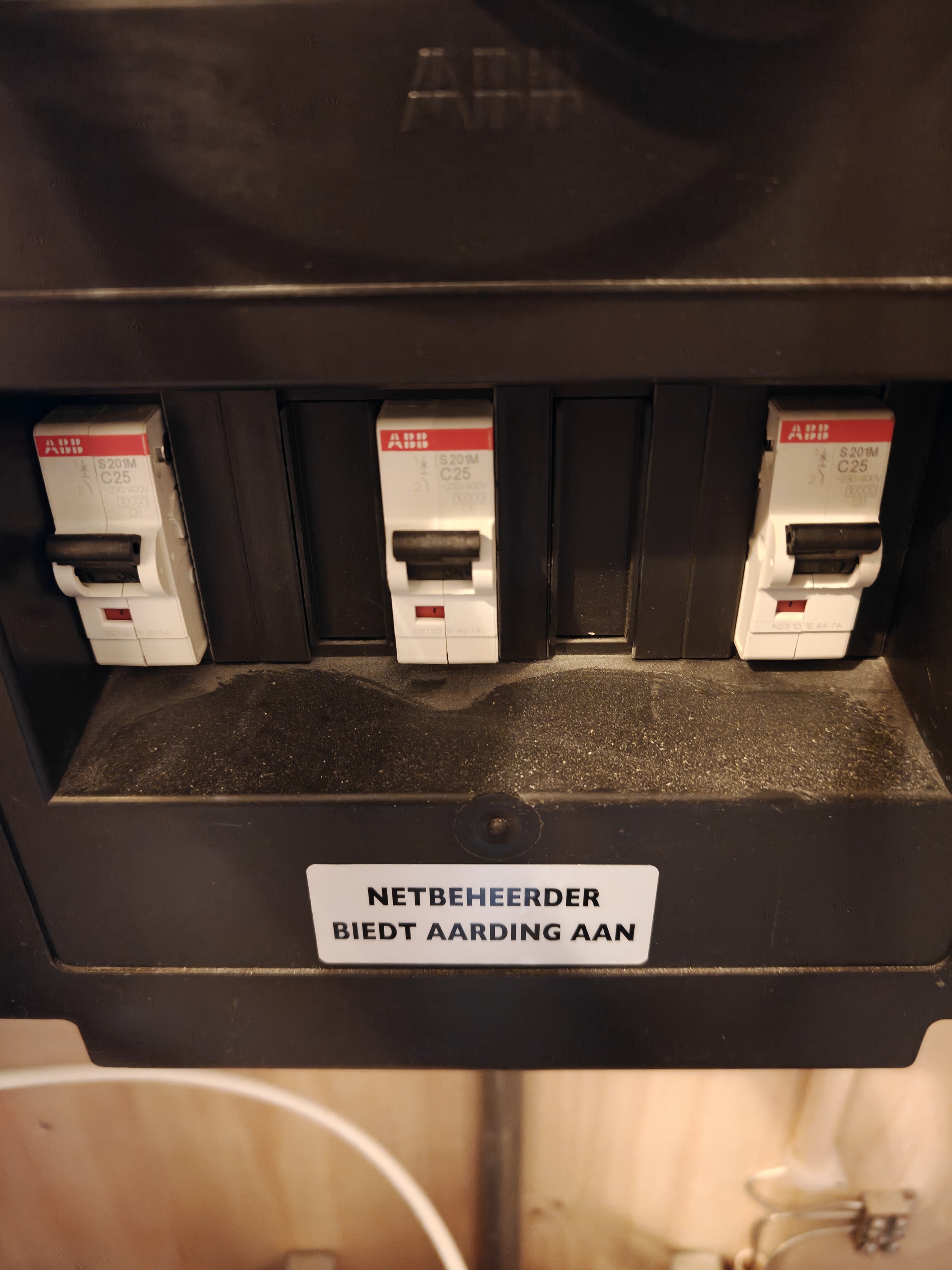 Afbeeldingslocatie: https://tweakers.net/i/lcjN9pKM0u-4x-cMfL040WHL5_o=/fit-in/4920x3264/filters:max_bytes(3145728):no_upscale():strip_icc():strip_exif()/f/image/2oMMpErr8BUayrcaSIGRDlw4.jpg?f=user_large