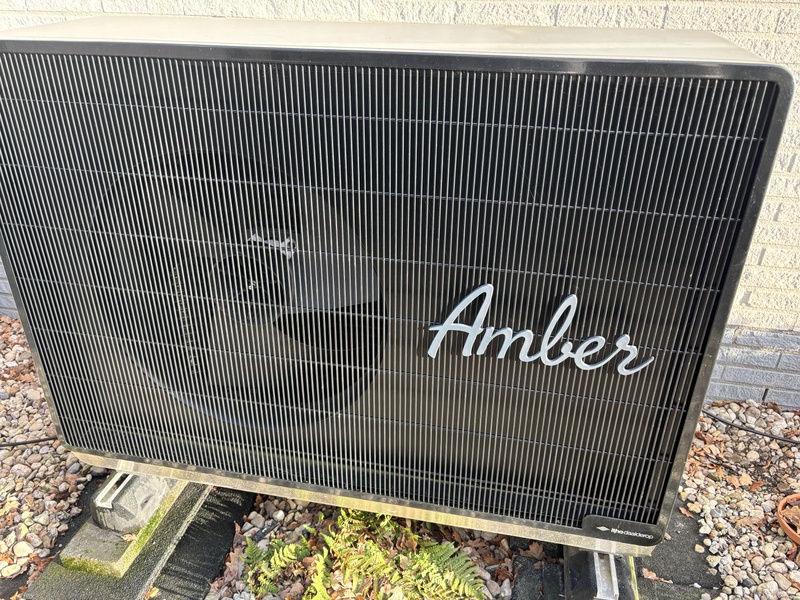 Afbeeldingslocatie: https://tweakers.net/i/lct7wDHzRjExuqsuFM8xHSZRROI=/800x/filters:strip_icc():strip_exif()/f/image/FxaSoNGOMznNtW6WunNVFG9C.jpg?f=fotoalbum_large