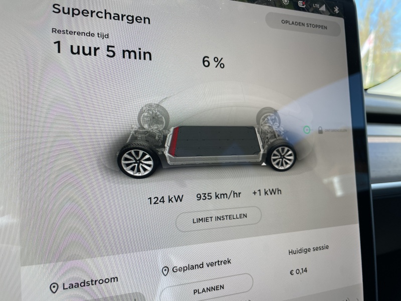 Afbeeldingslocatie: https://tweakers.net/i/leUqs8VeRTbTHhTOe8PgAxrbuHc=/800x/filters:strip_icc():strip_exif()/f/image/7TK2PWaLvv0dApJssSfHnhKe.jpg?f=fotoalbum_large