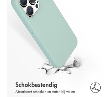 Accezz Liquid Silicone Backcover met MagSafe iPhone 15 Pro - Sky Blue