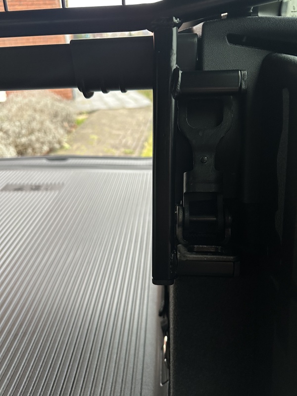 Afbeeldingslocatie: https://tweakers.net/i/lhA06S3QUMCRjks-CDhMbv5D27o=/x800/filters:strip_icc():strip_exif()/f/image/zkMqXvdyoWNBPrCoU6rc1iba.jpg?f=fotoalbum_large