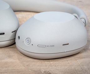 Sony WH-1000XM6