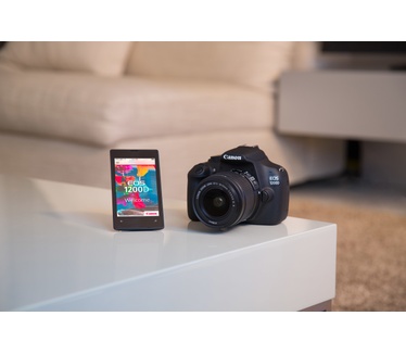 Canon EOS 1200D + 18-400mm f/3.5-6.3 Zwart