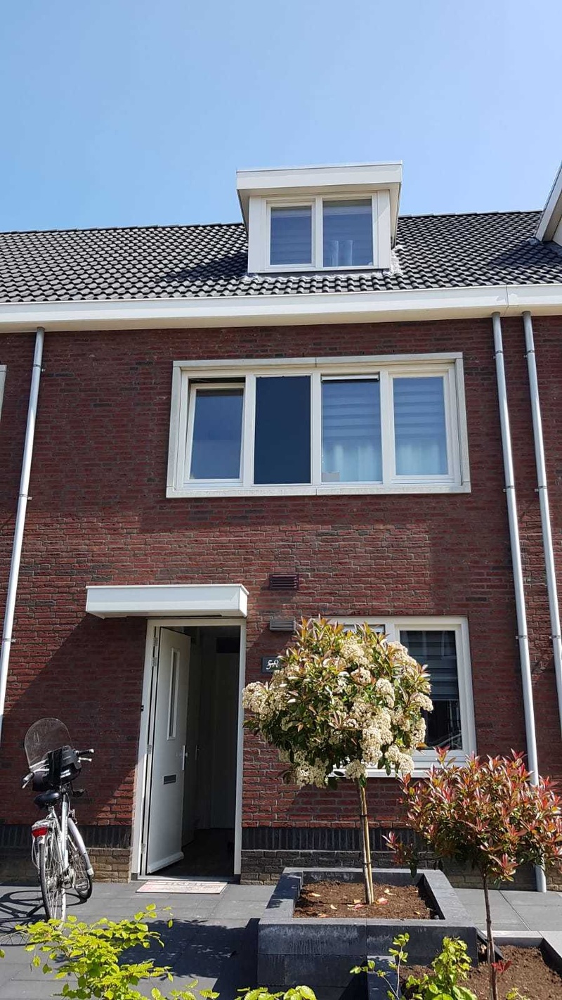 Afbeeldingslocatie: https://tweakers.net/i/ljgKGQxjgZ2hP8rgu1X5vO1VEgw=/800x/filters:strip_icc():strip_exif()/f/image/qBH84E9dOXeuxnpC4PwyaT5z.jpg?f=fotoalbum_large