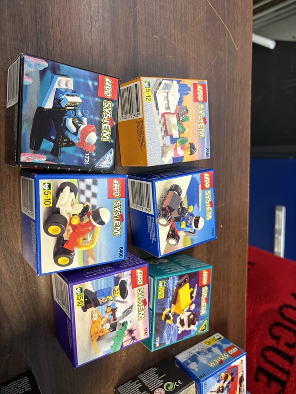 Afbeeldingslocatie: https://tweakers.net/i/lppTnMv888E529phgyjCVUhEjQI=/x800/filters:strip_icc():strip_exif()/f/image/3GdRVrkjnSRoUu9RNEUnkGiZ.jpg?f=fotoalbum_large