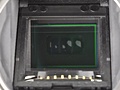 Sony Alpha A77 blik op sensor met translucent spiegel ervoor
