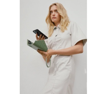 Hama Envelope Clutch