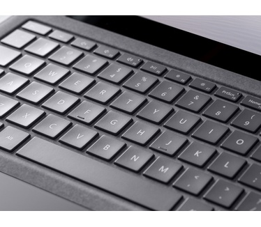 Microsoft Surface Laptop 4 i5-1145G7 (13.5", 16GB, 512GB SSD, Qwerty) Platinum voor bedrijven