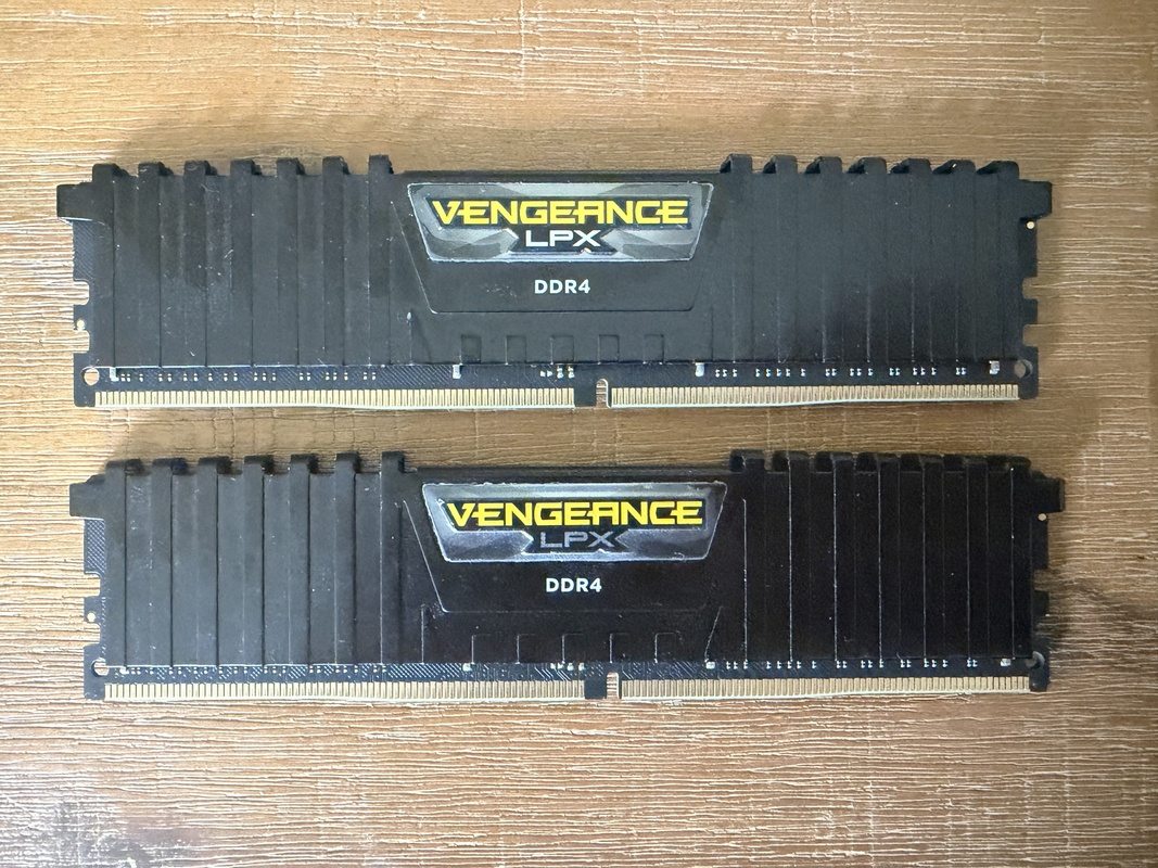 Corsair Vengeance 2x16GB | DDR4 | 3000Mhz | LPX CMK32GX4M2D3000C16