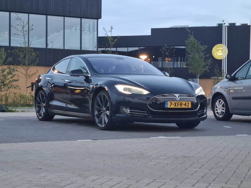 Afbeeldingslocatie: https://tweakers.net/i/m1sj9_i6xEwQSZppS6VBr673_jk=/800x/filters:strip_icc():strip_exif()/f/image/2BUhtmNCbXy0DOlbEkCqPrvE.jpg?f=fotoalbum_large