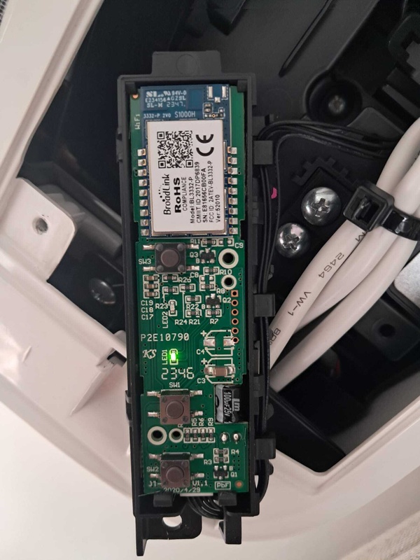 Afbeeldingslocatie: https://tweakers.net/i/m2fYFKztNH3L7g4069eHbjGjbFU=/x800/filters:strip_icc():strip_exif()/f/image/TEua9agfkzJ7QnK5Z3n85tzK.jpg?f=fotoalbum_large