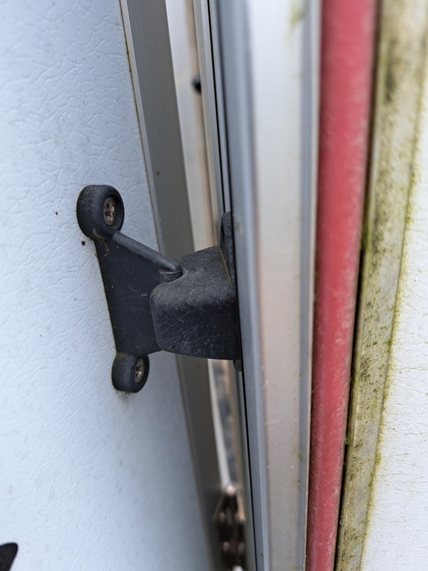 Afbeeldingslocatie: https://tweakers.net/i/m2yZgibOiwO2ngnvcil_7NW4x-E=/x800/filters:strip_icc():strip_exif()/f/image/sshS8bGeBVOo4bjZVcEa2Tgu.jpg?f=fotoalbum_large