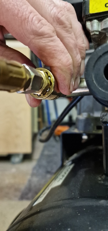 Afbeeldingslocatie: https://tweakers.net/i/m4YfdcjBM063Bb9CYVQh-2Ie_WM=/x800/filters:strip_icc():strip_exif()/f/image/Ok6na60q3Z8ueNCpxoY0gUMe.jpg?f=fotoalbum_large