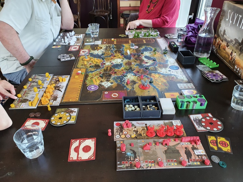 Afbeeldingslocatie: https://tweakers.net/i/m4gkEpSyu0y19tCSjlVkfKAQo5E=/800x/filters:strip_icc():strip_exif()/f/image/3ExSC2U8k4djE7WL5dKQHtyr.jpg?f=fotoalbum_large