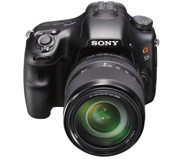 Sony Alpha SLT-A57M +  18-135mm f/3.5-5.6 Zwart