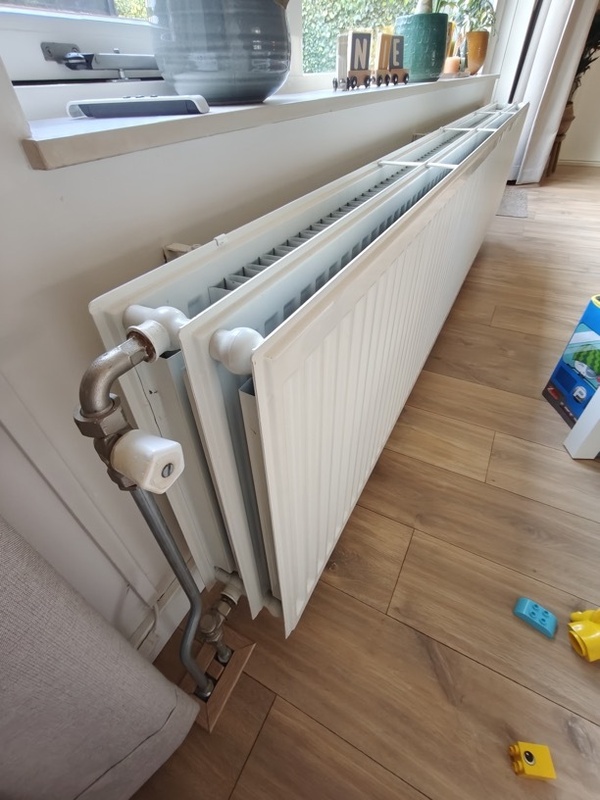 Afbeeldingslocatie: https://tweakers.net/i/m9_4w0VMxW5BB5aadOw0i4_mHLs=/x800/filters:strip_icc():strip_exif()/f/image/kQz5lDGyVO5FEIaDwajQIkPR.jpg?f=fotoalbum_large