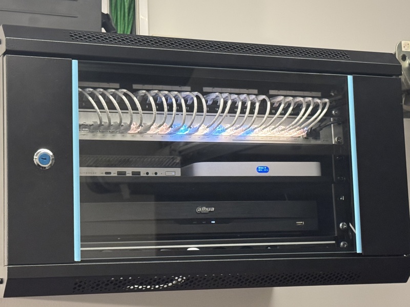 Afbeeldingslocatie: https://tweakers.net/i/m9ylQXx1mWuVgxl-IDzBVpTwwJY=/800x/filters:strip_icc():strip_exif()/f/image/Ar4bu8qkYxhV15CF8LZ7xqdK.jpg?f=fotoalbum_large