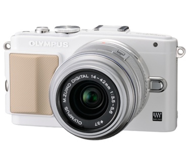 Olympus E-PL5 + 14-42mm II R f/3.5-5.6 Wit