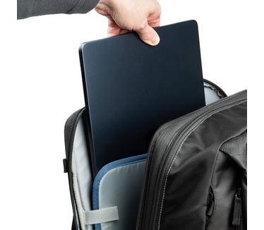 Think Tank Photo Shape Shifter 37L