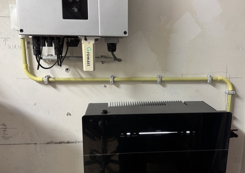 Afbeeldingslocatie: https://tweakers.net/i/mHQS6eNirAX39dQUmI5VTs33e-4=/800x/filters:strip_icc():strip_exif()/f/image/Km3qzeb5XsMzP3gwbjMTscjp.jpg?f=fotoalbum_large