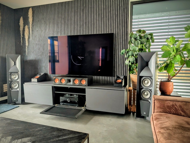 Afbeeldingslocatie: https://tweakers.net/i/mHZ1nNGbC9kavomt_eljBRN_tr0=/800x/filters:strip_icc():strip_exif()/f/image/yciQt01VPex3F8n0EC7hQ3KJ.jpg?f=fotoalbum_large