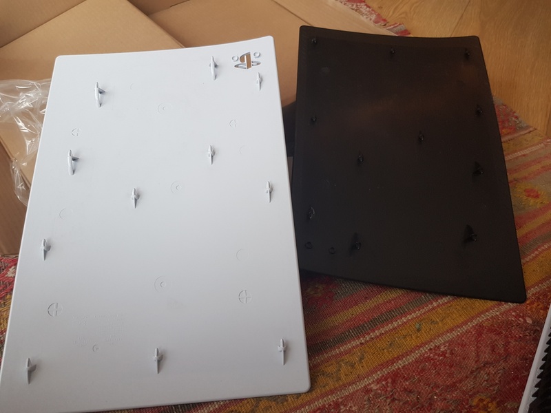 Afbeeldingslocatie: https://tweakers.net/i/mKW9-HTaTt0cKuV5mK7htIIhWU4=/800x/filters:strip_icc():strip_exif()/f/image/jaMTMTtOY8PSBBLBHPW4zCx2.jpg?f=fotoalbum_large