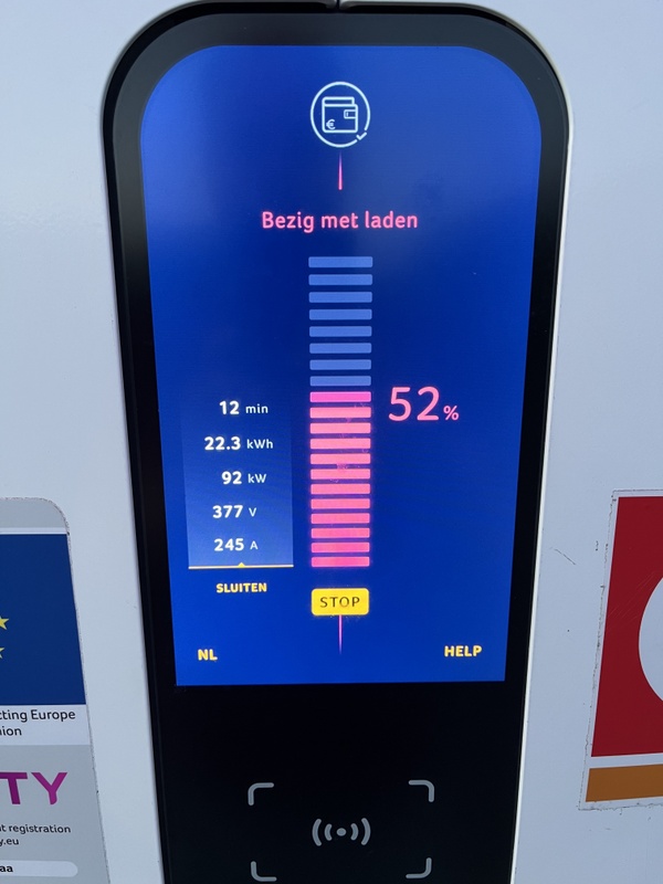 Afbeeldingslocatie: https://tweakers.net/i/mLz-kC4pqrQO_62q5iExTiSKyJg=/x800/filters:strip_icc():strip_exif()/f/image/Kiw1Gvk30BpXWLrkKbx3tJnQ.jpg?f=fotoalbum_large