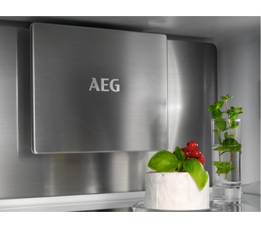 AEG TSC8M181DS