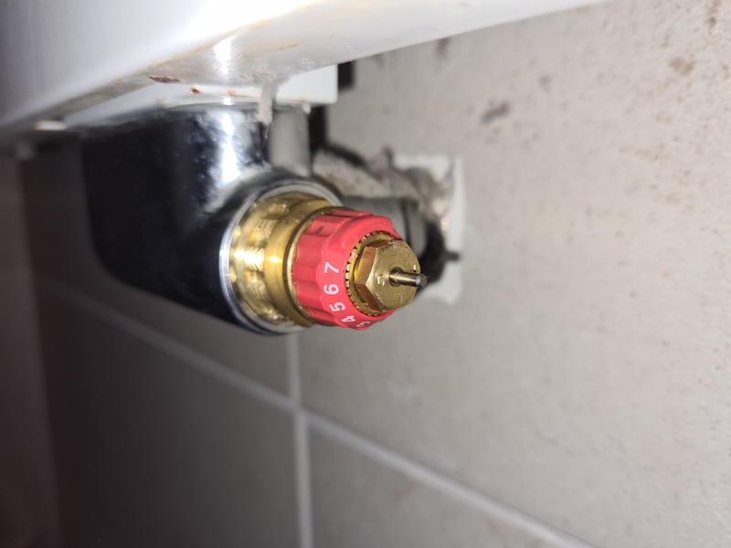 Afbeeldingslocatie: https://tweakers.net/i/mP3AHQ3y4Qu8K-57V95eUZ8vqEo=/800x/filters:strip_icc():strip_exif()/f/image/OiigRLxIB0ln5jtO0p5XrmUj.jpg?f=fotoalbum_large