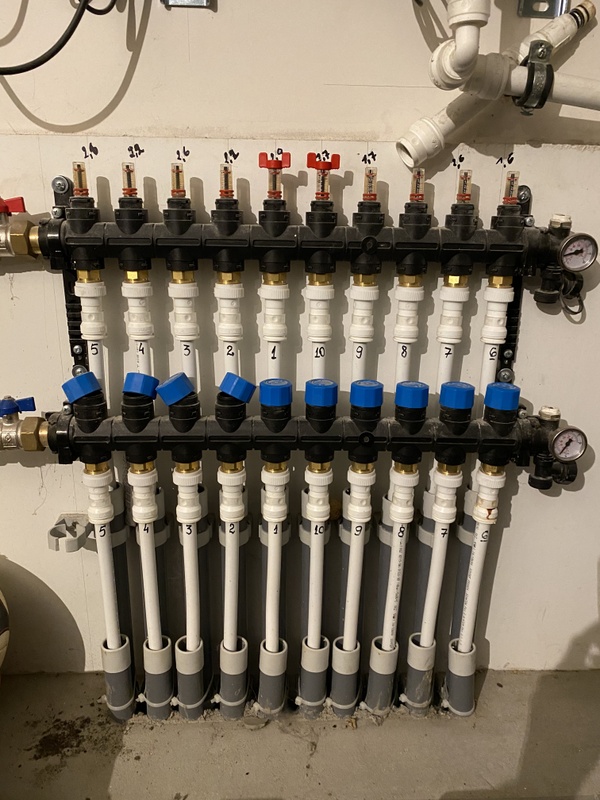 Afbeeldingslocatie: https://tweakers.net/i/mPVJD4WVPypVMJuzoUsusrtUvYI=/x800/filters:strip_icc():strip_exif()/f/image/TDD9rdRqzF66OnjR2kpiTz92.jpg?f=fotoalbum_large