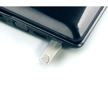 Tranzip U-A5369-32 32GB Zilver