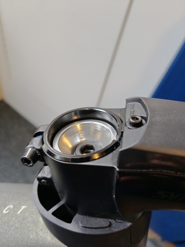 Afbeeldingslocatie: https://tweakers.net/i/mTYfAQ6_UvHCZ_kN6enQn4nTzSY=/x800/filters:strip_icc():strip_exif()/f/image/Kaiggl3cwZAnWA5X9MRa7gG6.jpg?f=fotoalbum_large