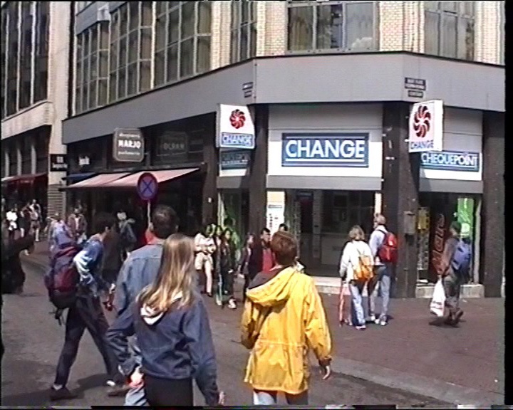 Afbeeldingslocatie: https://tweakers.net/i/mU1etTQ1BmKIJBQ-9fB1P2kimw8=/fit-in/4920x3264/filters:max_bytes(3145728):no_upscale():strip_icc():strip_exif()/f/image/J0HgZu9QralIg1rhAZoKcglw.jpg?f=user_large