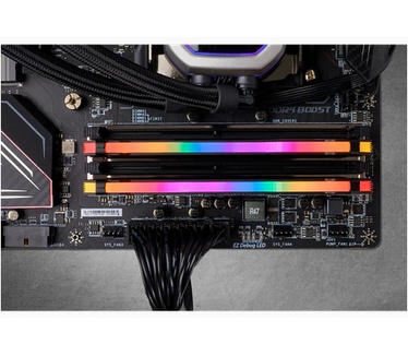 Corsair CMW32GX4M2Z3600C14